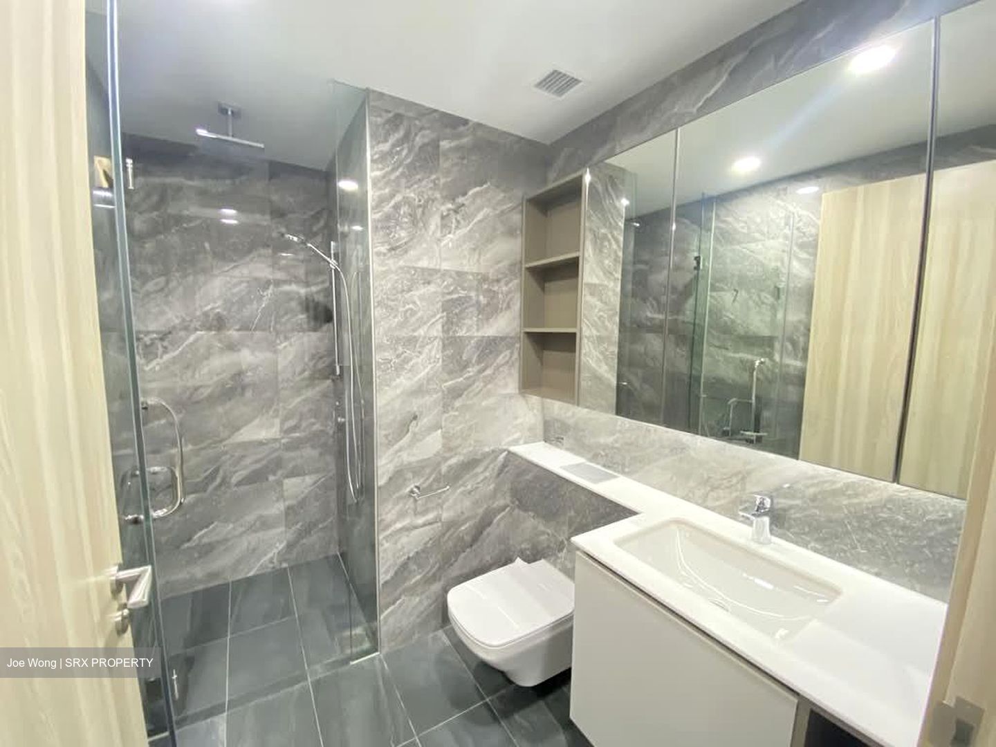 Sengkang Grand Residences (D19), Apartment #577742031